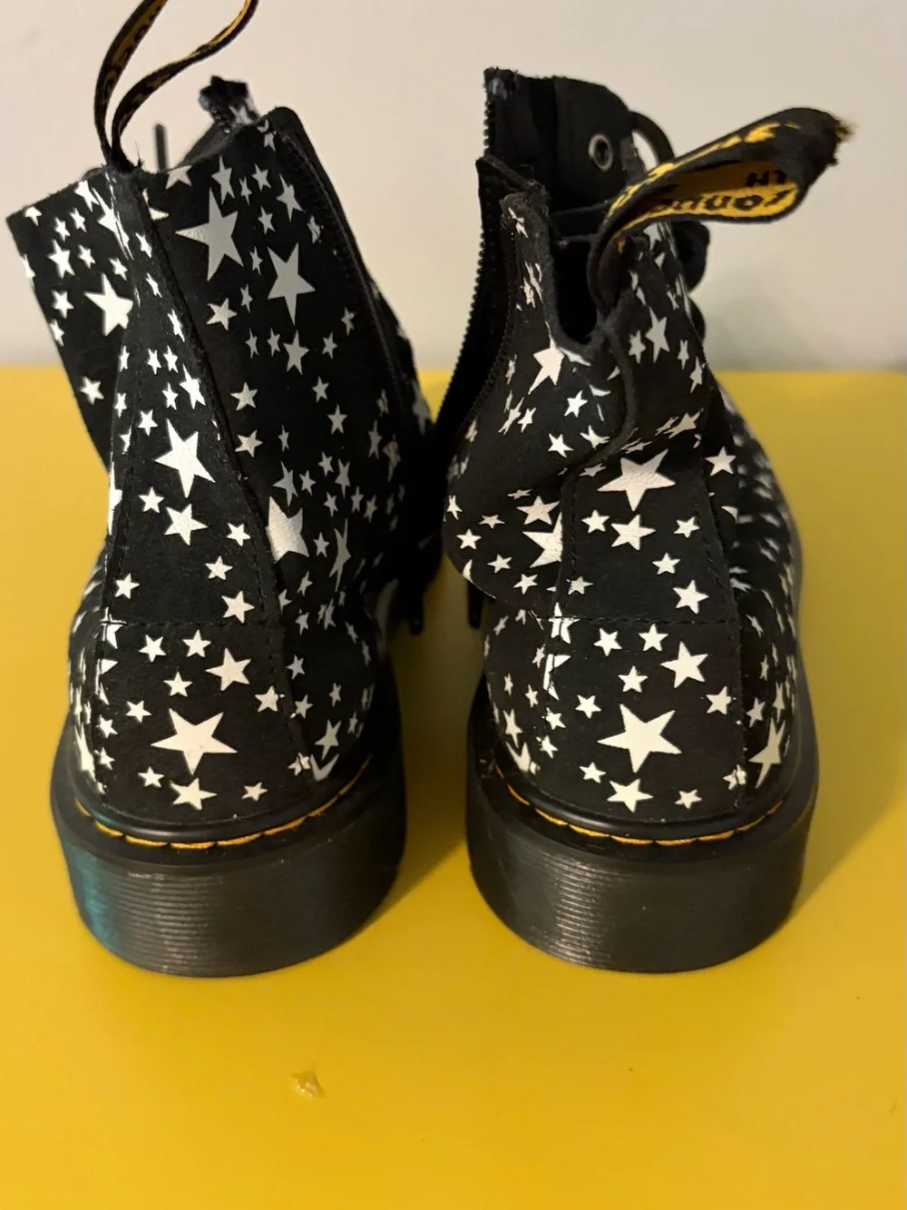 Black Star Print Lace-Up Boots